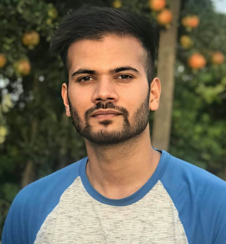 Successful student from Broadway Infosys Mr. ⁨Kiran Pant