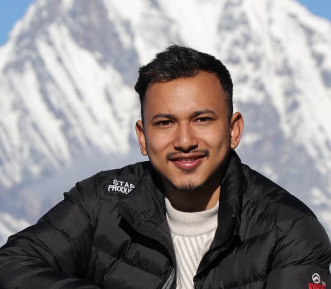 Successful student from Broadway Infosys Mr. Rajnish Shrestha